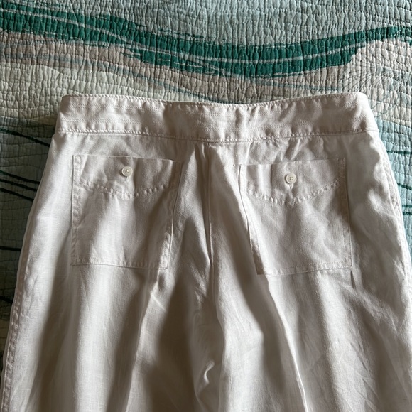 Tommy Bahama Leigh fit, white, linen, drawstring pants. - Picture 4 of 4